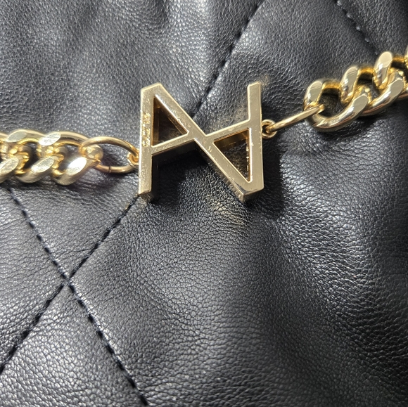 Aldo - Picture 5 of 7